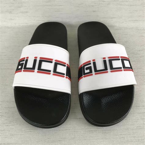 gucci ciabatte uomo|Ciabatte da mare e slides da uomo di Gucci .